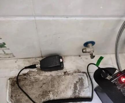 仁怀屋顶漏水维修公司分享下卫生间漏水的危害及解决方法